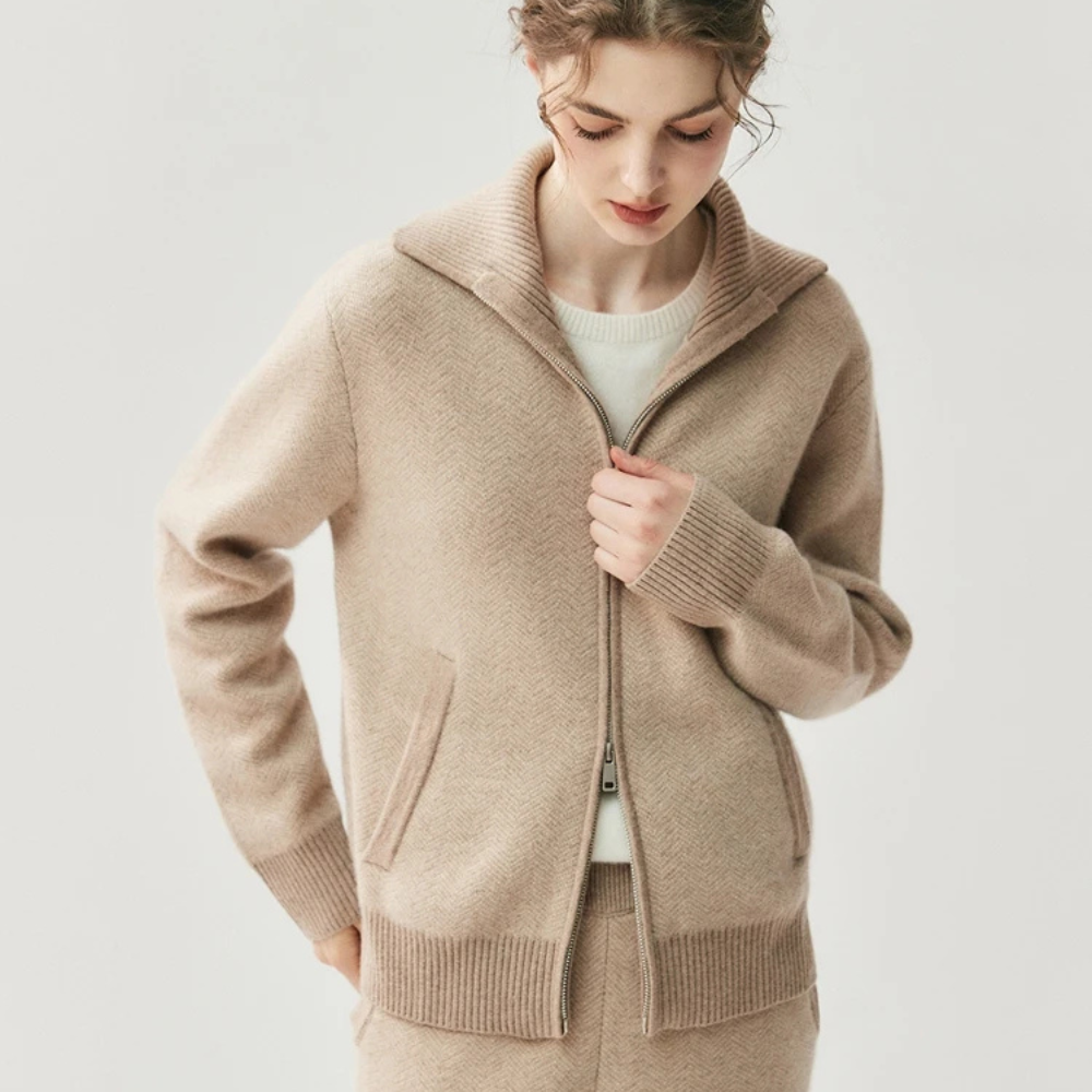 Velmar | Damen Set aus Merinowolle – Zip Jacke & Weite Hose