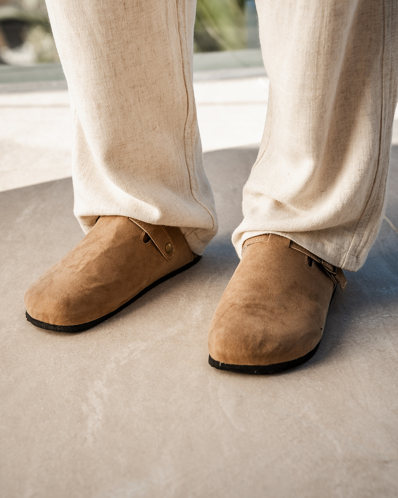 VELMAR | Herren Wildleder Leder Clogs Komfort Passform Klassisches Design