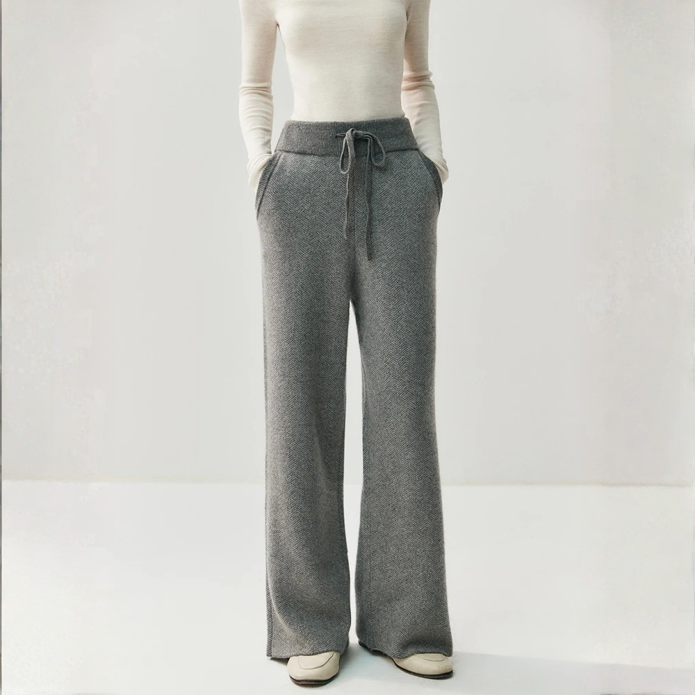 VELMAR | Damen Set aus Merinowolle – Zip Jacke & Weite Hose