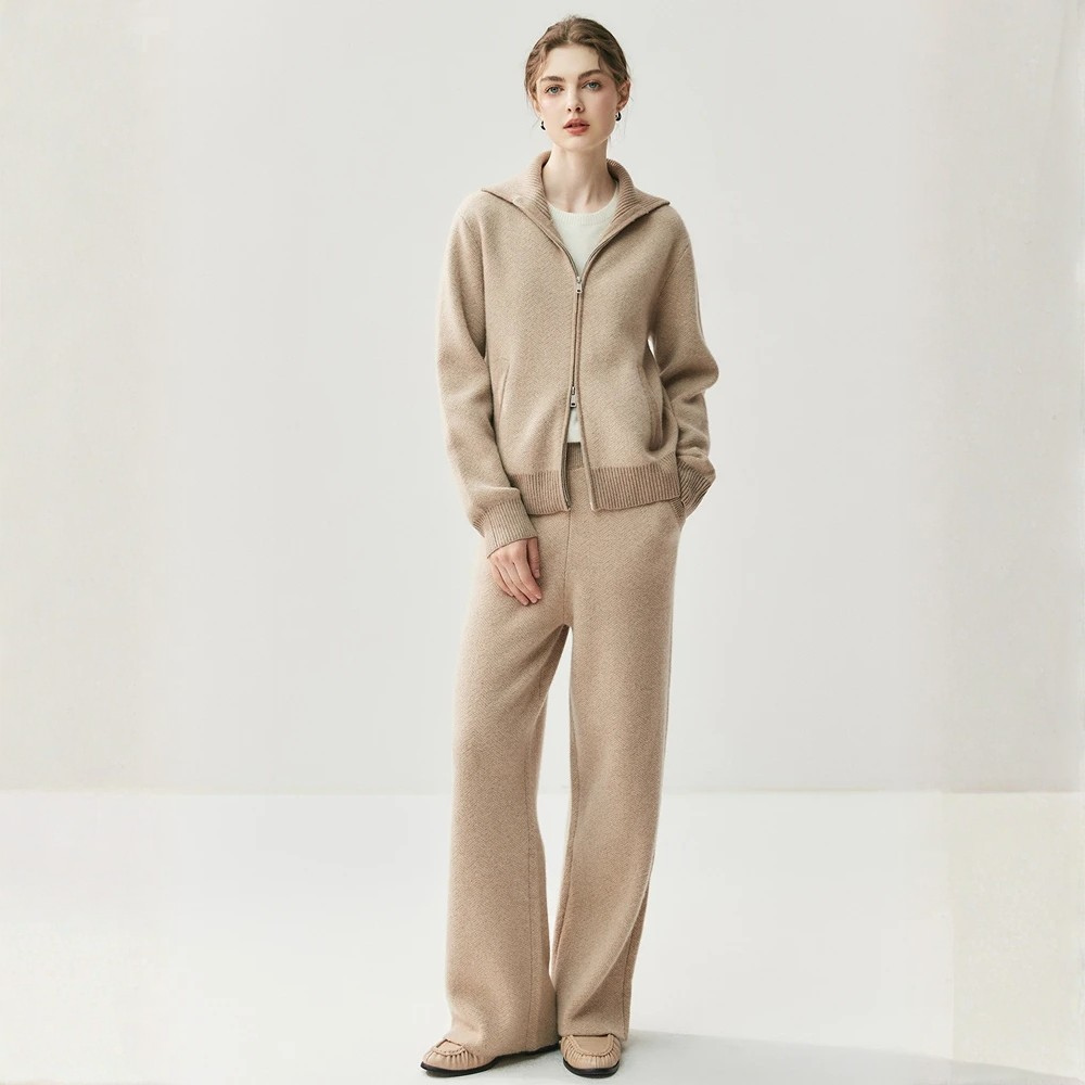 VELMAR | Damen Set aus Merinowolle – Zip Jacke & Weite Hose