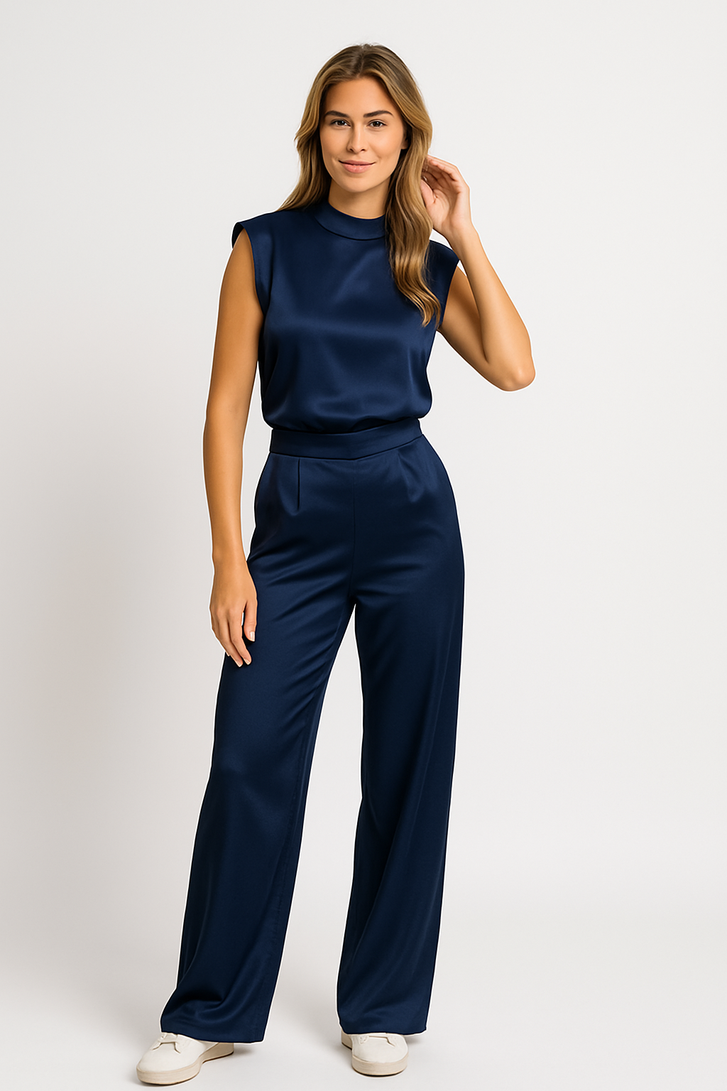 VELMAR | Damen Jumpsuit in Satin-Optik kaufen – Ärmellos, Weites Bein, Offener Rücken