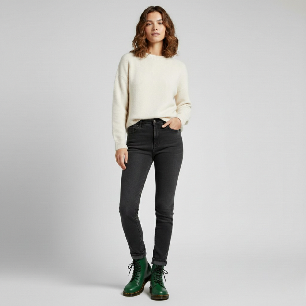 VELMAR | Damen Leder Combat Boots – Zeitlose Stärke mit moderner Eleganz