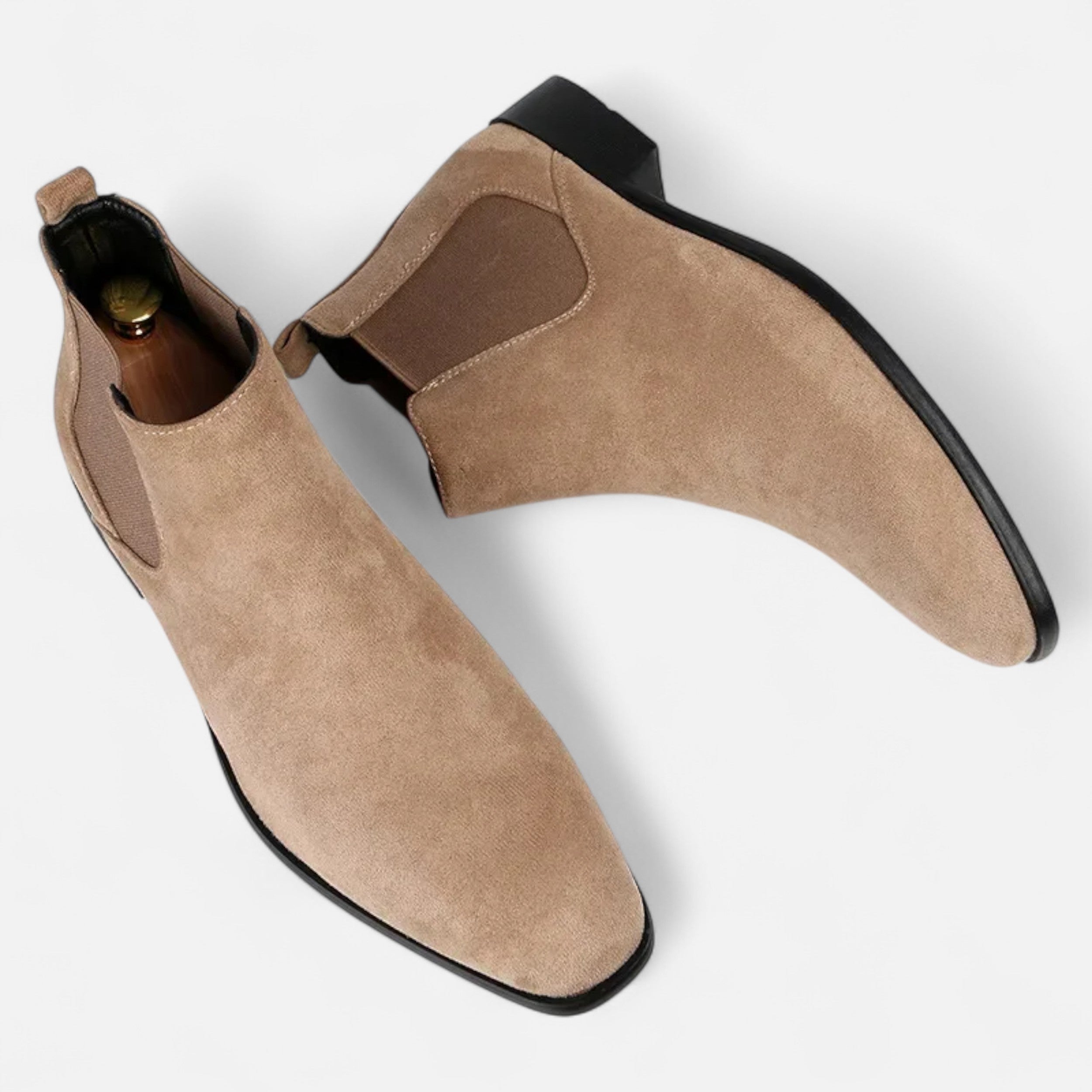 VELMAR | Herren Wildleder Chelsea Boots – Quadratische Eleganz im klassischen Stil