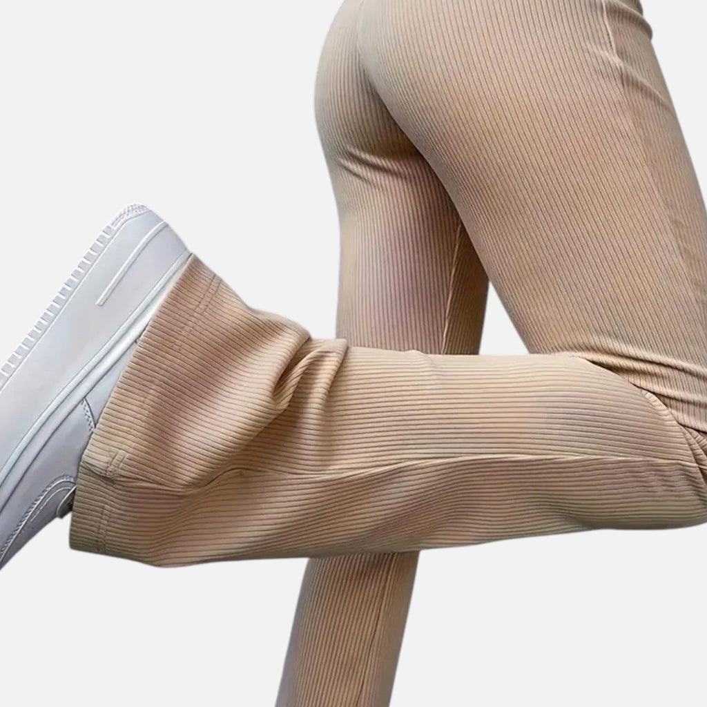 VELMAR | Damen Casual Schlaghose – Die Kunst der stillen Eleganz