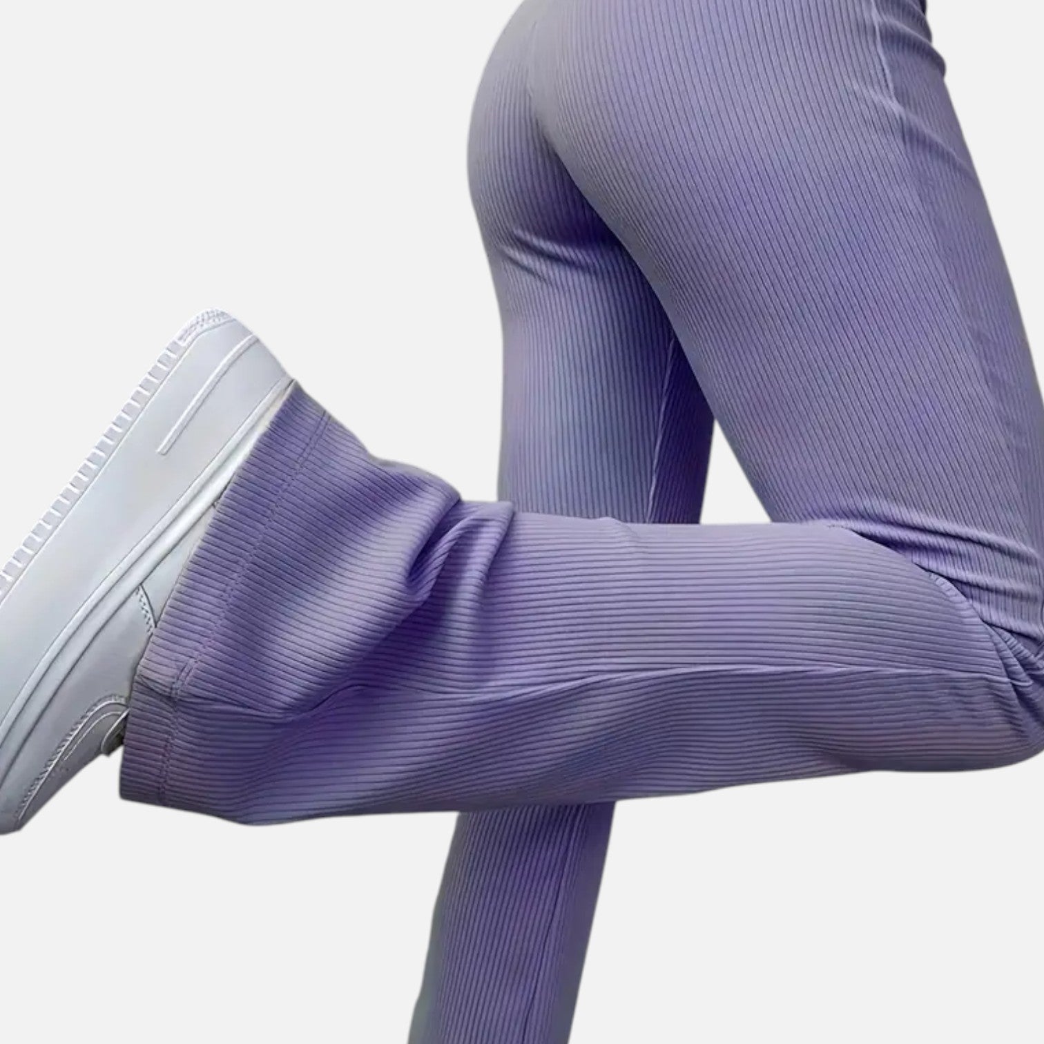 VELMAR | Damen Casual Schlaghose – Die Kunst der stillen Eleganz